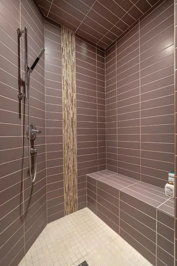 Whitehorse Manor I Patio & Bbq I Sleeps 16 I Games Villa YYC 0*,