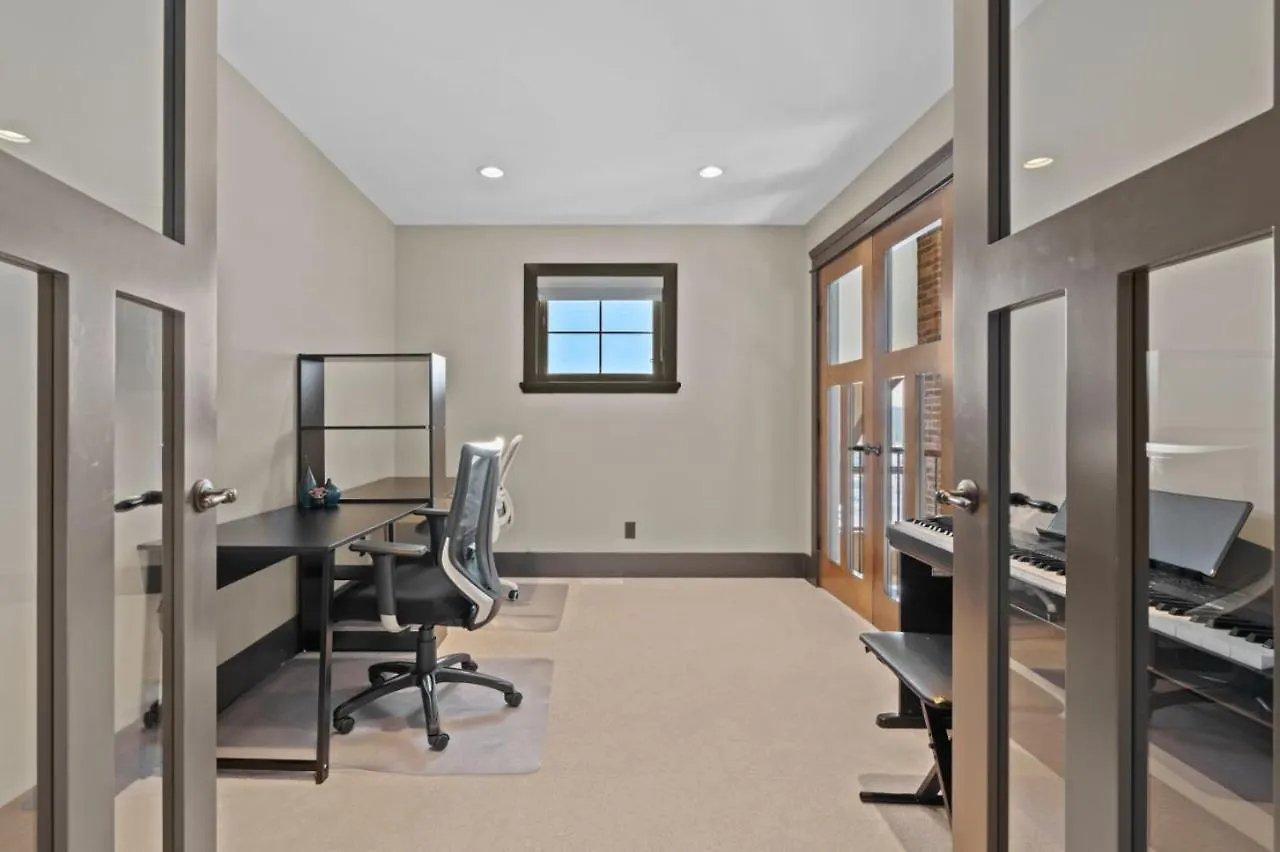 Whitehorse Manor I Patio & Bbq I Sleeps 16 I Games Βίλα Κάλγκαρι