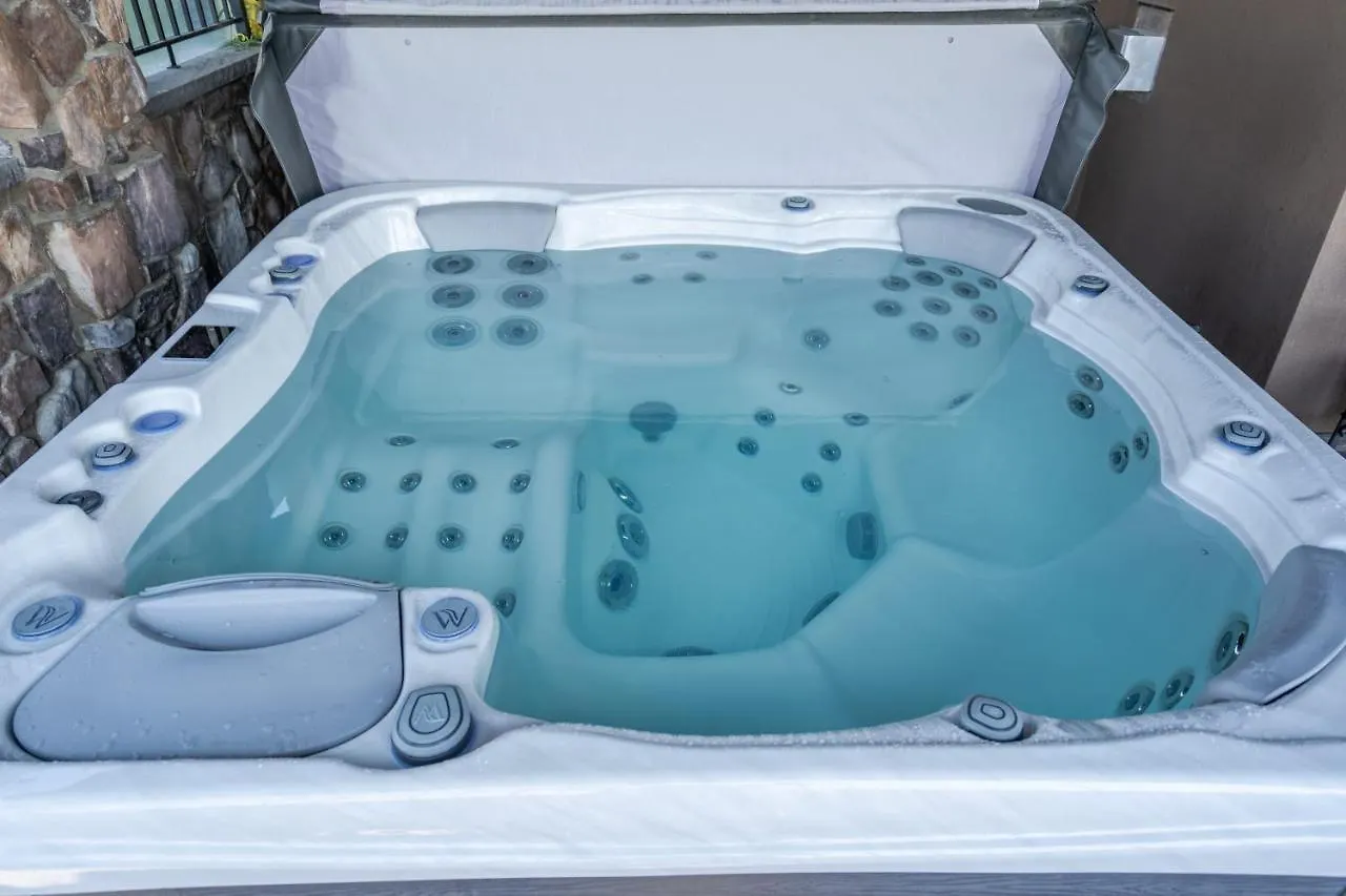 Σπίτι διακοπών Whitehorse Manor I Patio & Bbq I Sleeps 16 I Games Βίλα Κάλγκαρι